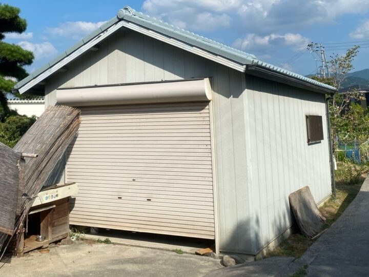 熊取町　Ｋ様邸　ガレージ倉庫の屋根塗装　2025/8/6